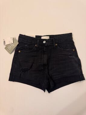 NWT H&M Women's Regular Waist Black Denim Shorts Distressed Size 6 US Stretch